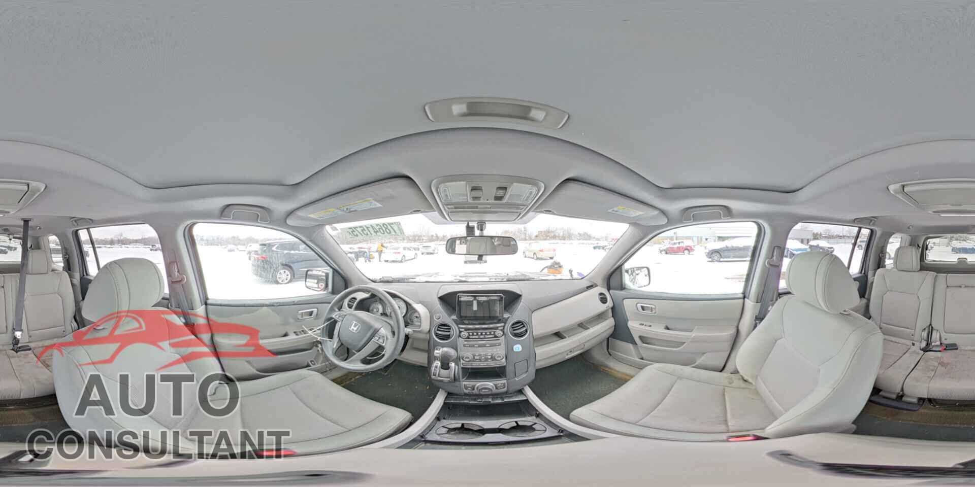 HONDA PILOT 2015 - 5FNYF4H32FB010031
