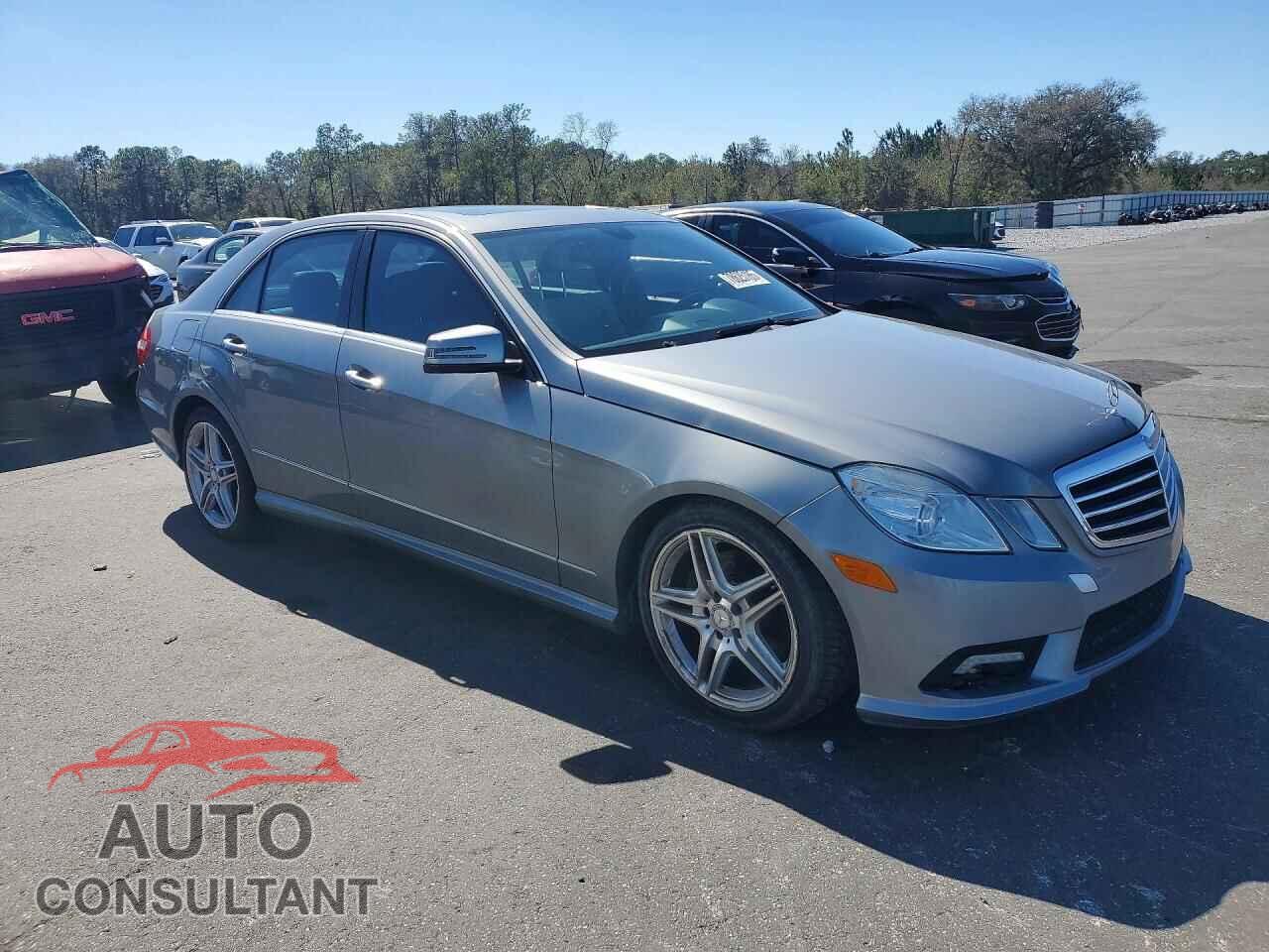 MERCEDES-BENZ E-CLASS 2011 - WDDHF5GB5BA395284