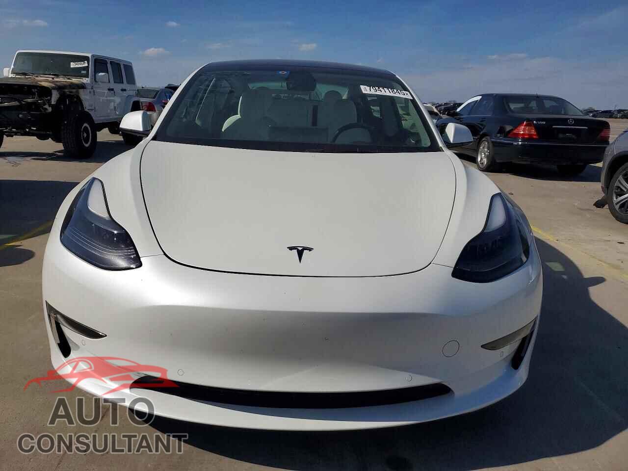 TESLA MODEL 3 2022 - 5YJ3E1EA8NF155006