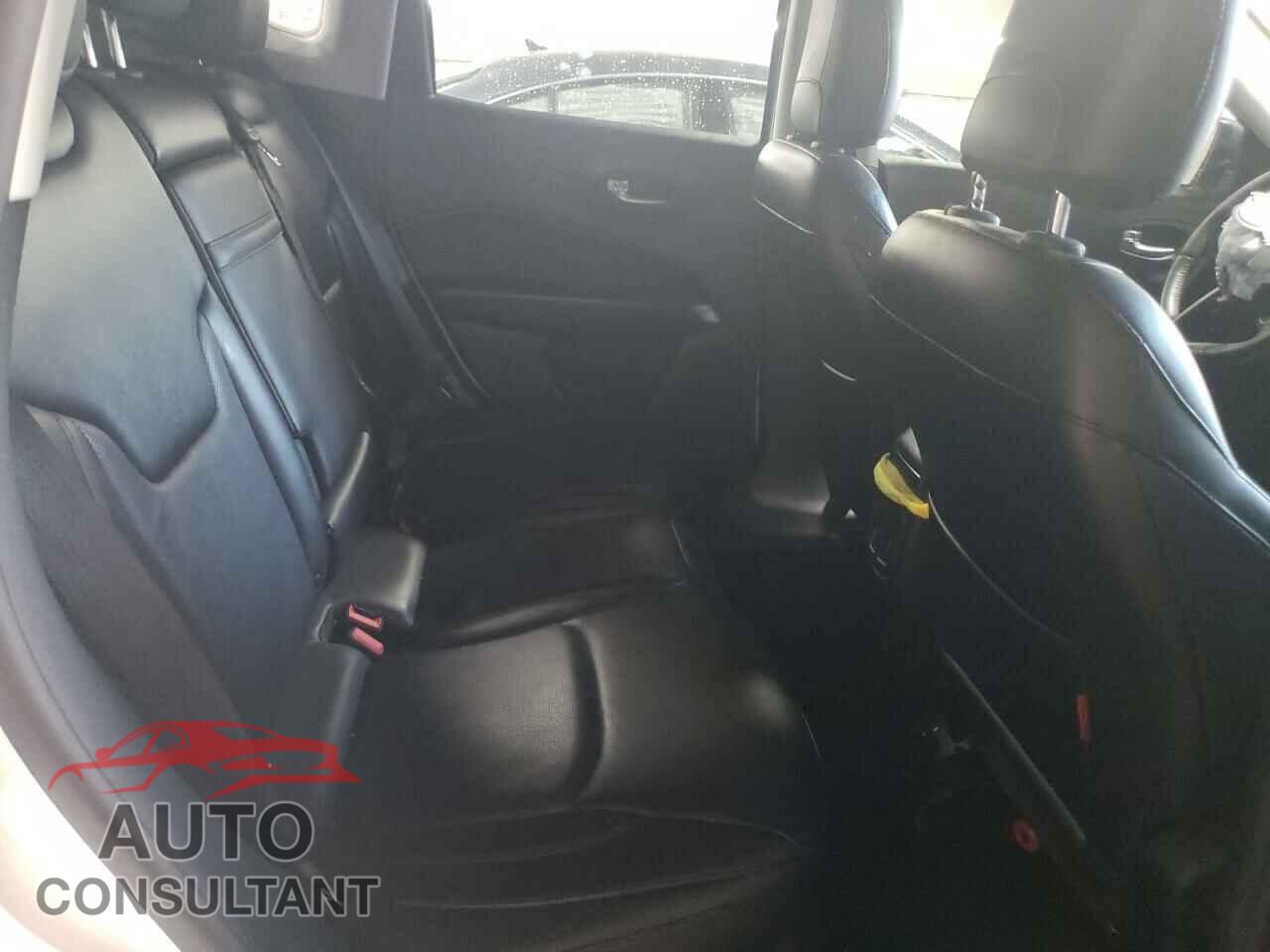 JEEP COMPASS 2017 - 3C4NJDDBXHT656579
