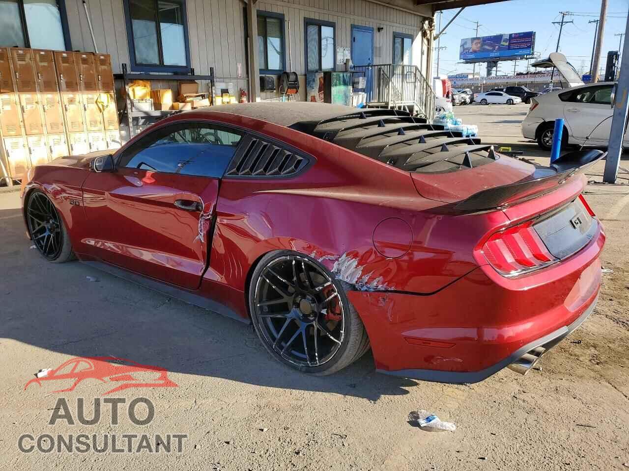 FORD MUSTANG 2018 - 1FA6P8CF2J5117321