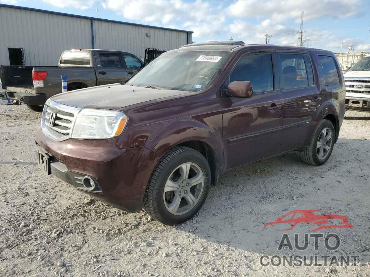 HONDA PILOT 2015 - 5FNYF3H52FB033448