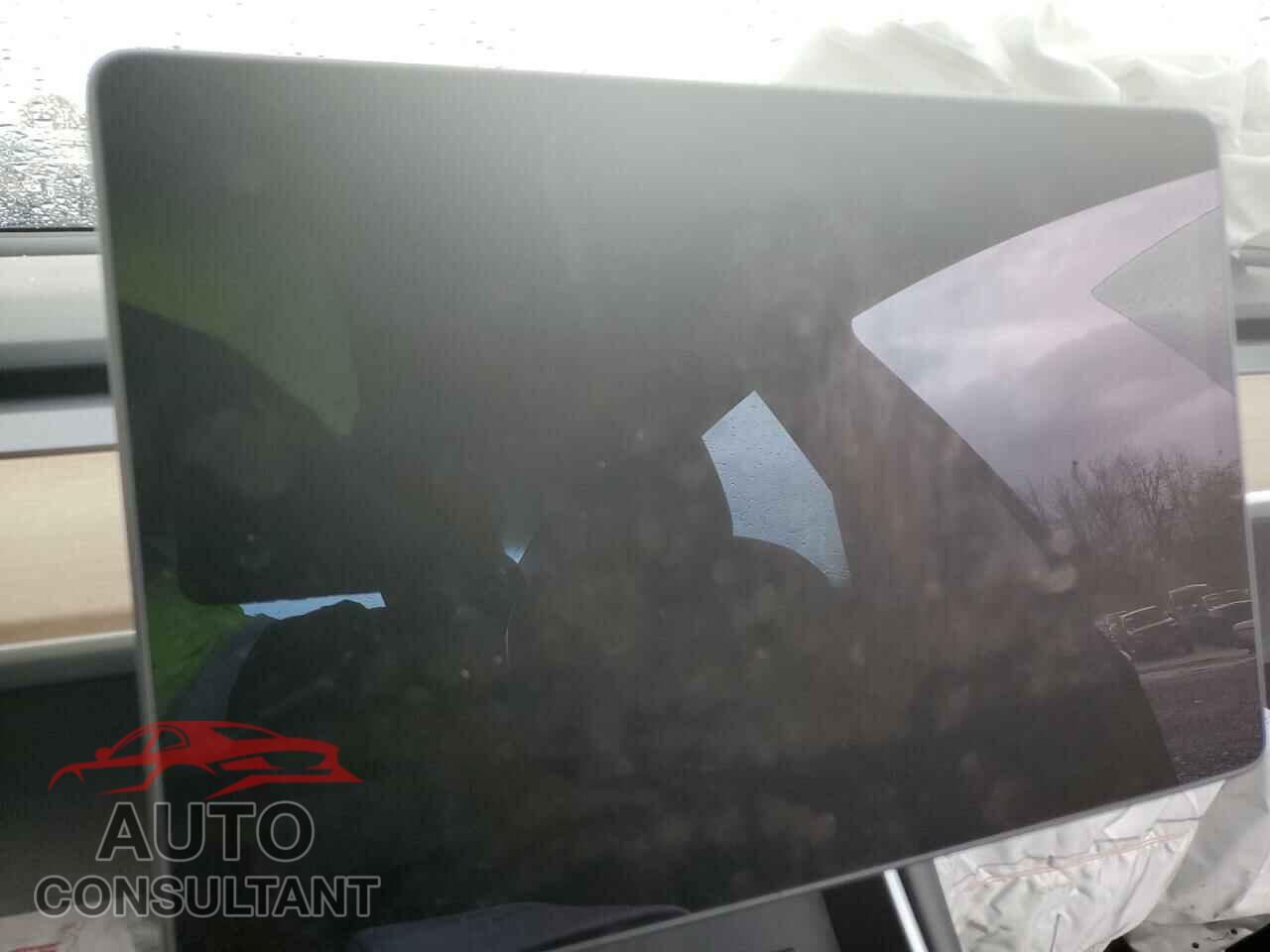 TESLA MODEL 3 2020 - 5YJ3E1EA5LF658361