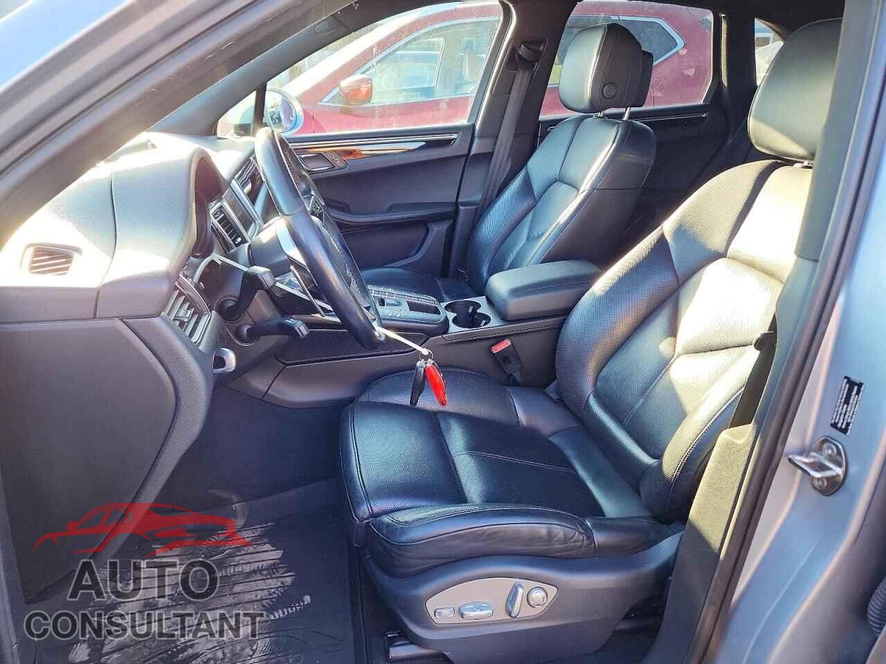 PORSCHE MACAN 2015 - WP1AB2A55FLB72647