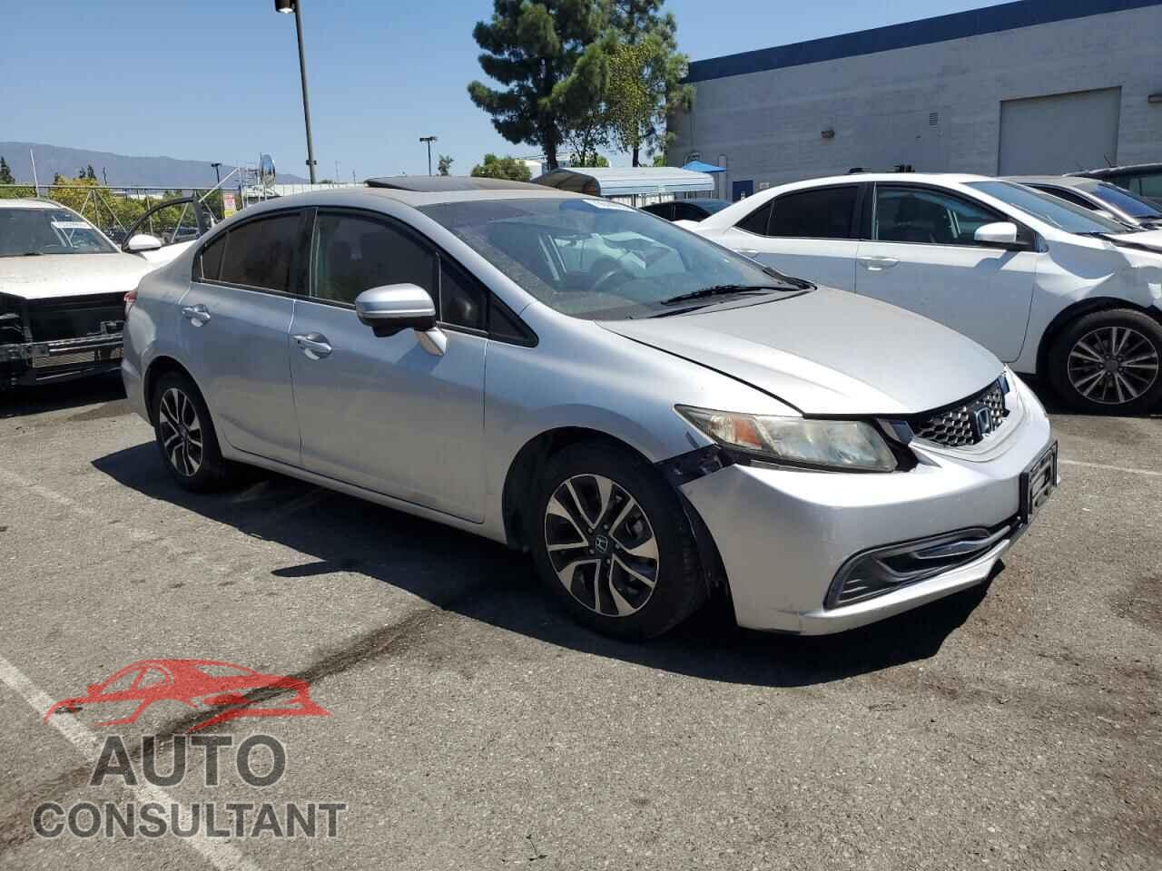 HONDA CIVIC 2015 - 2HGFB2F89FH545553