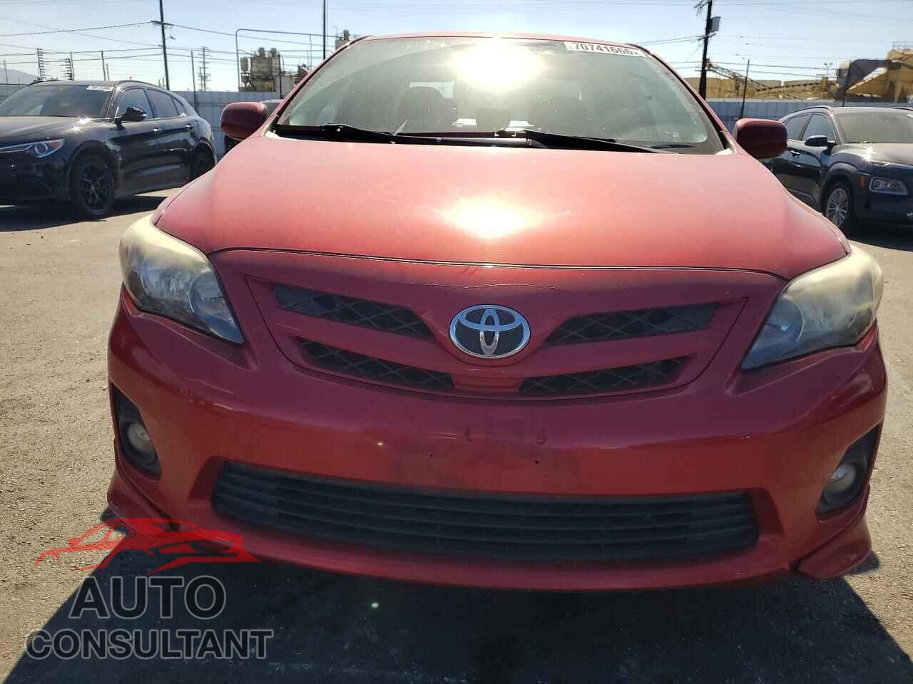 TOYOTA COROLLA 2013 - 2T1BU4EE3DC007772