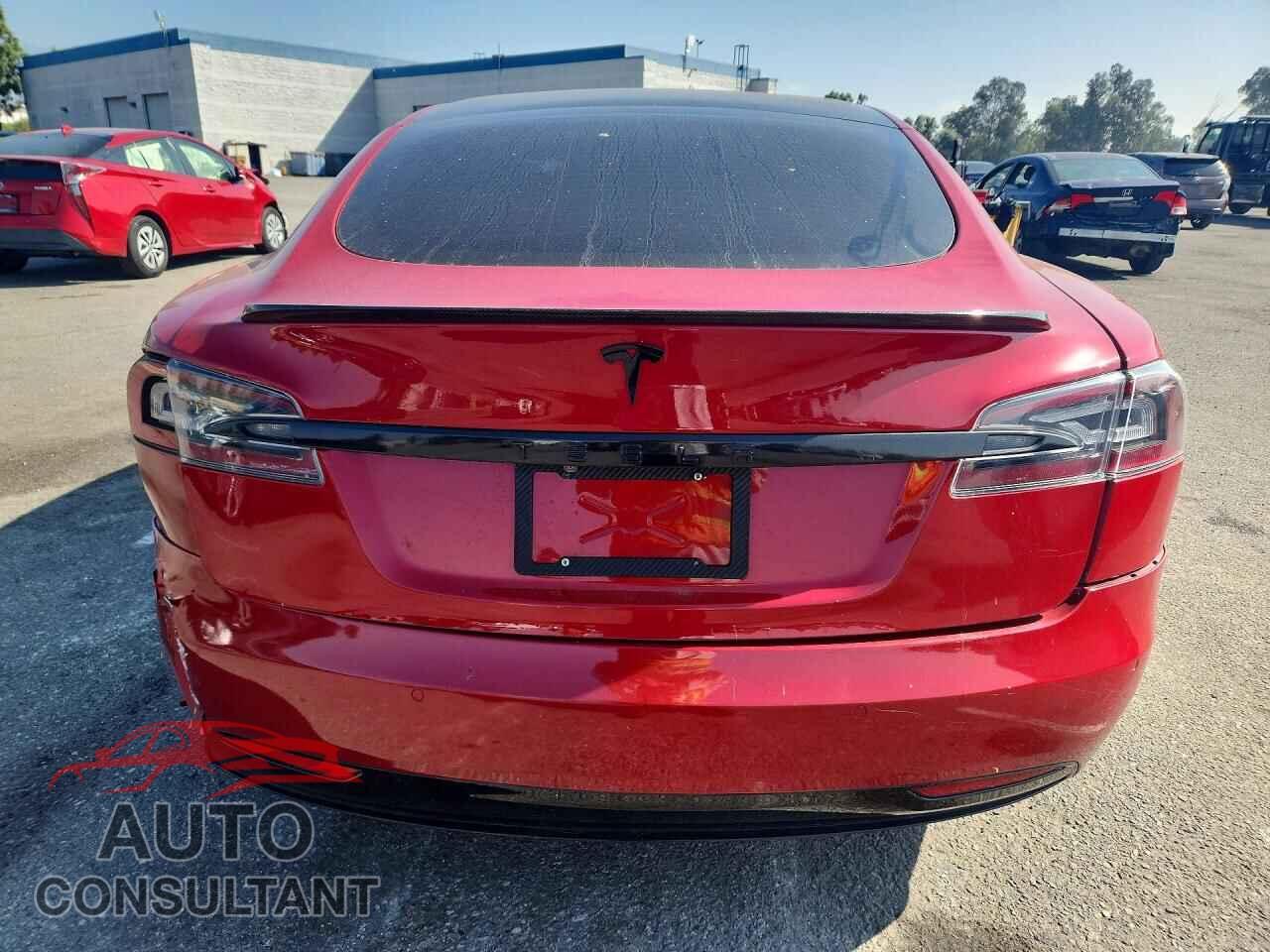 TESLA MODEL S 2018 - 5YJSA1E20JF293844