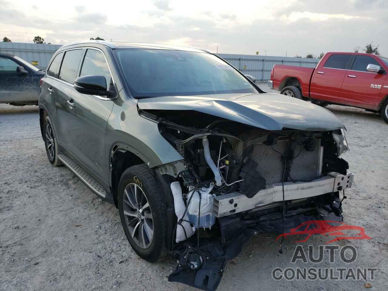 TOYOTA HIGHLANDER 2019 - 5TDKZRFH5KS337781