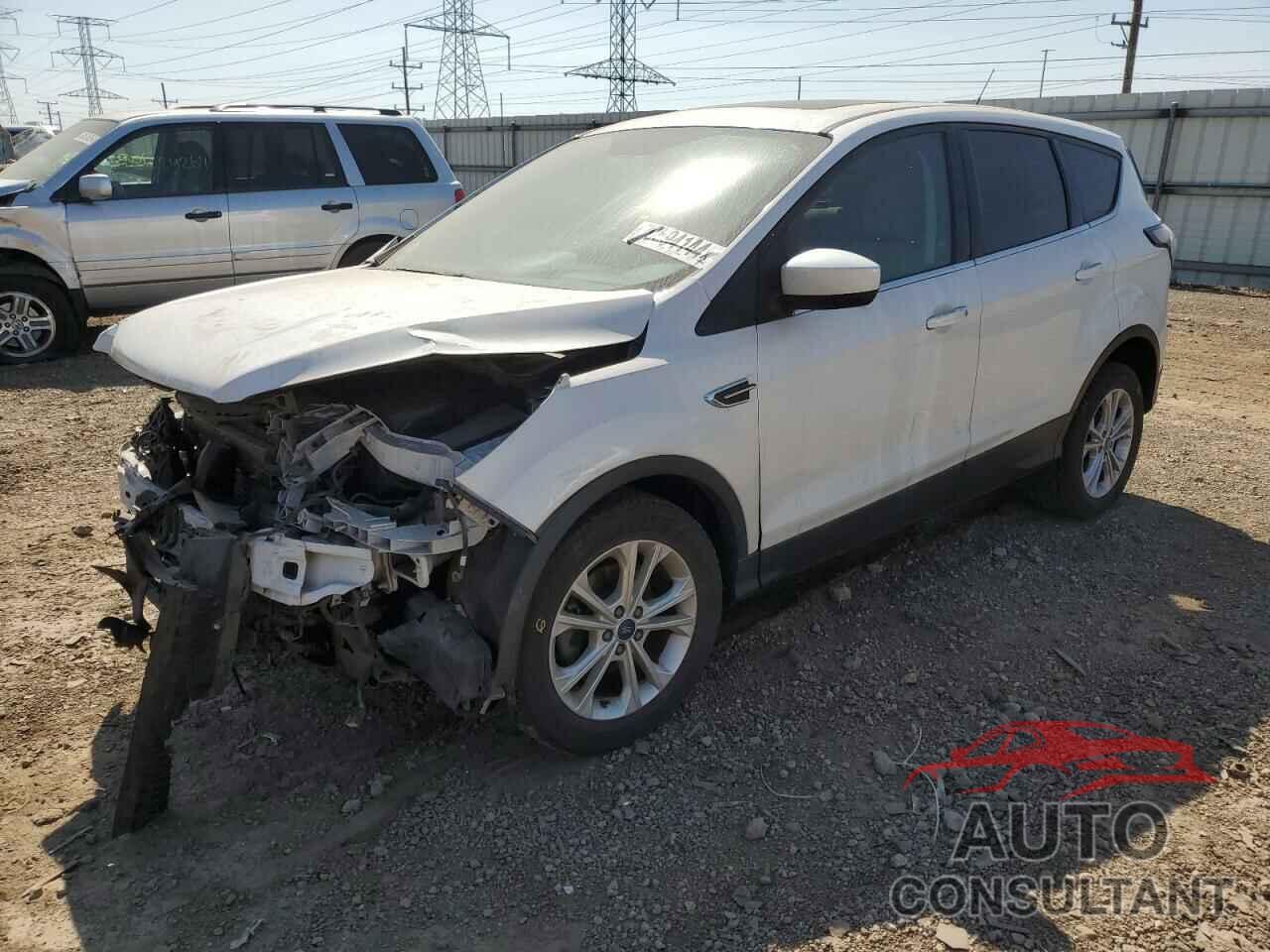 FORD ESCAPE 2017 - 1FMCU0GD0HUC37355