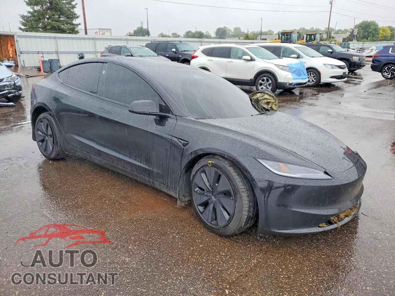TESLA MODEL 3 2026 - 5YJ3E1EA3TF197838
