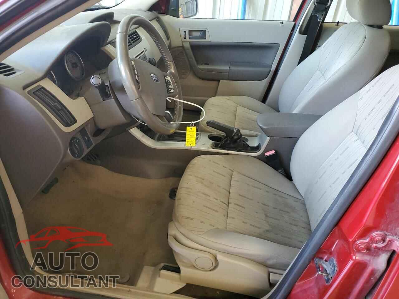 FORD FOCUS 2011 - 1FAHP3FN9BW100882