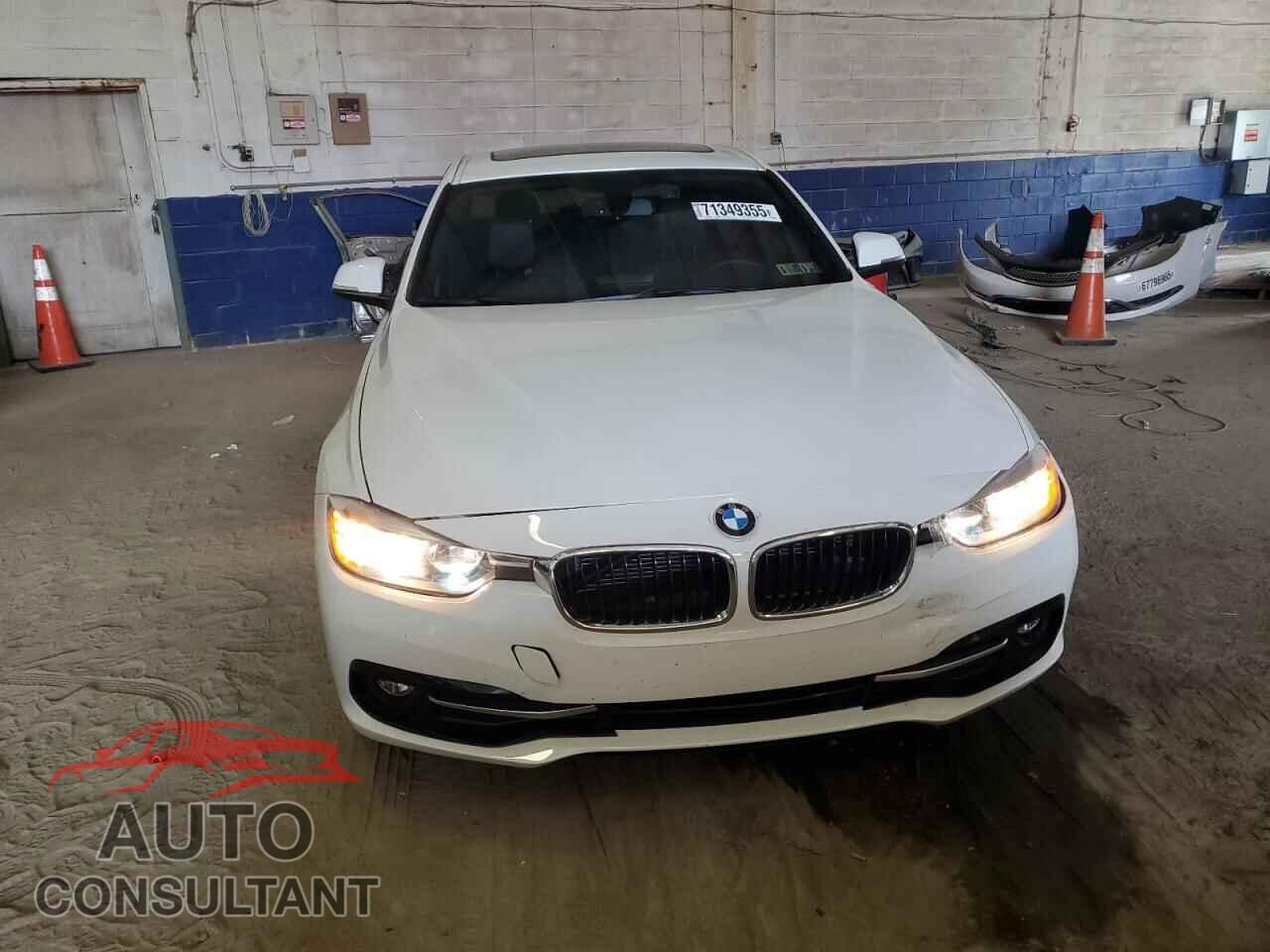BMW 3 SERIES 2016 - WBA8E3G51GNU05933