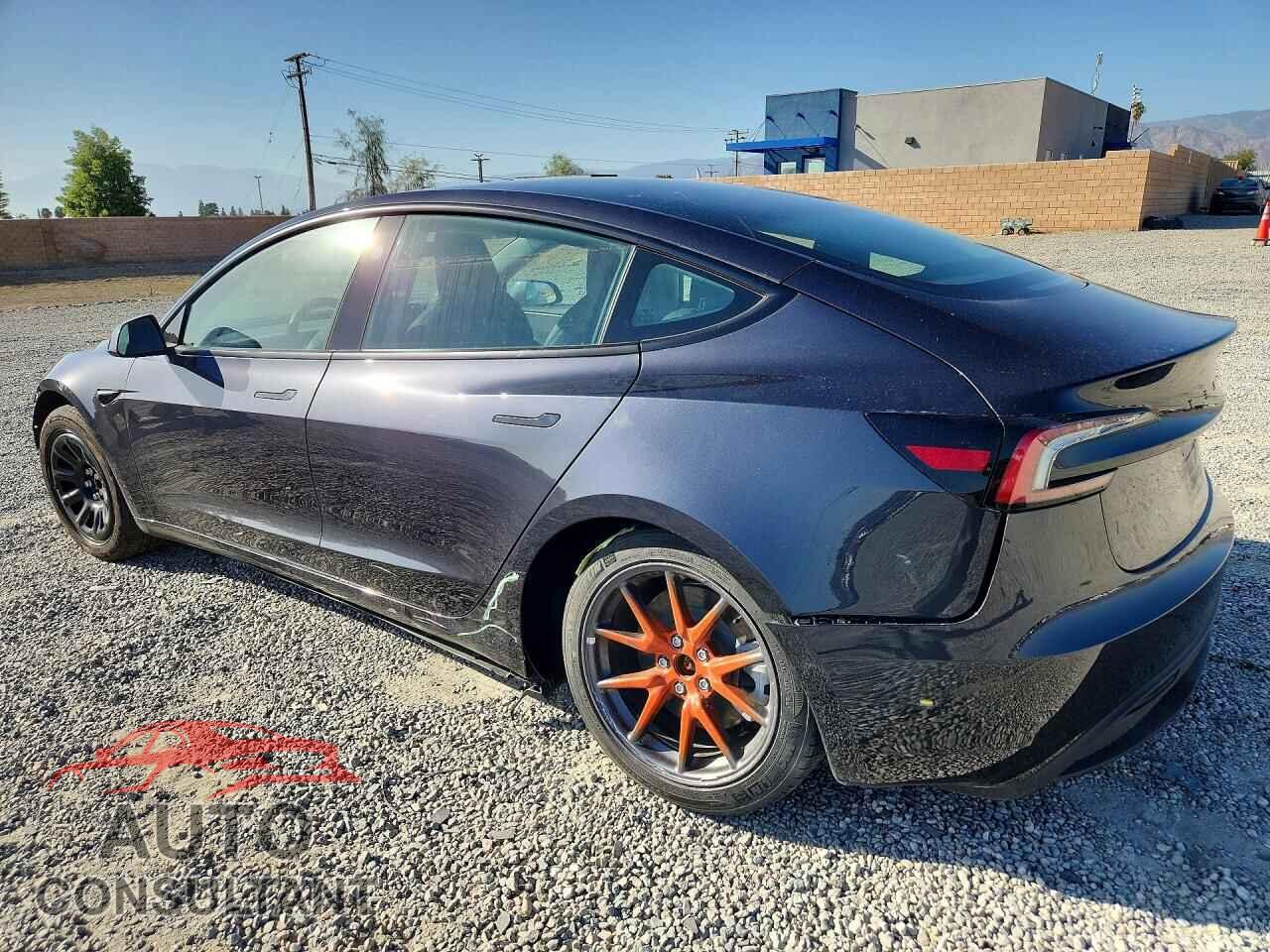 TESLA MODEL 3 2025 - 5YJ3E1EA5SF136683