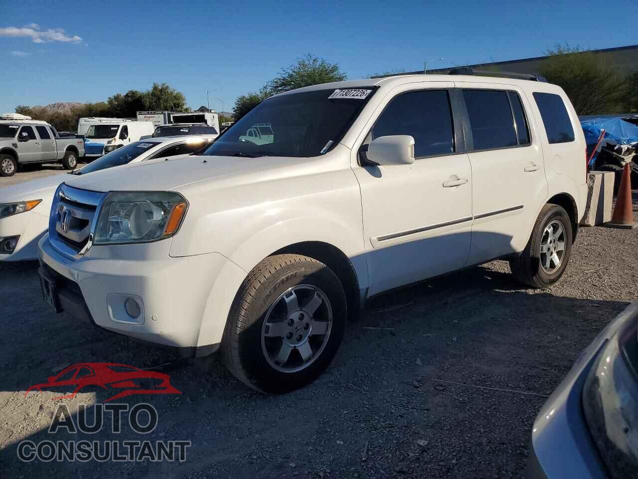 HONDA PILOT 2011 - 5FNYF3H96BB040304