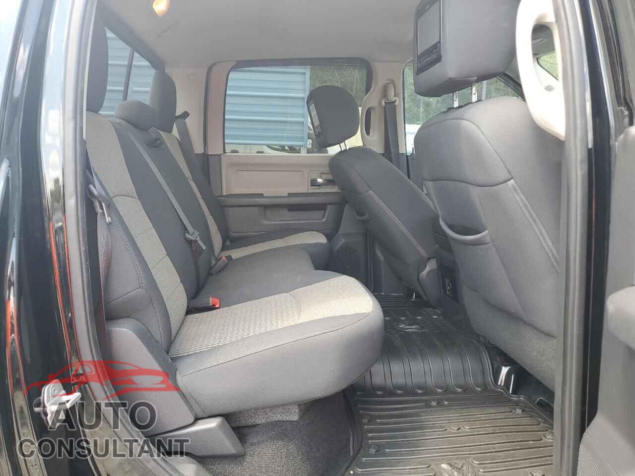 DODGE RAM 1500 2012 - 1C6RD7LT0CS285843
