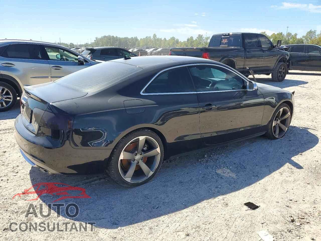 AUDI S5/RS5 2011 - WAUCVAFR2BA048071