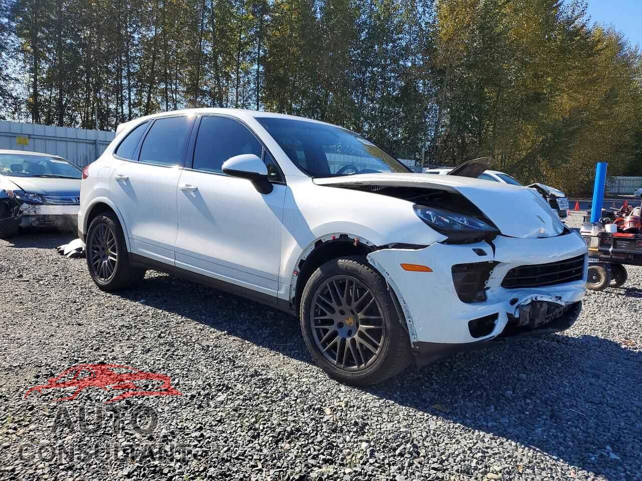 PORSCHE CAYENNE 2017 - WP1AA2A23HKA89834