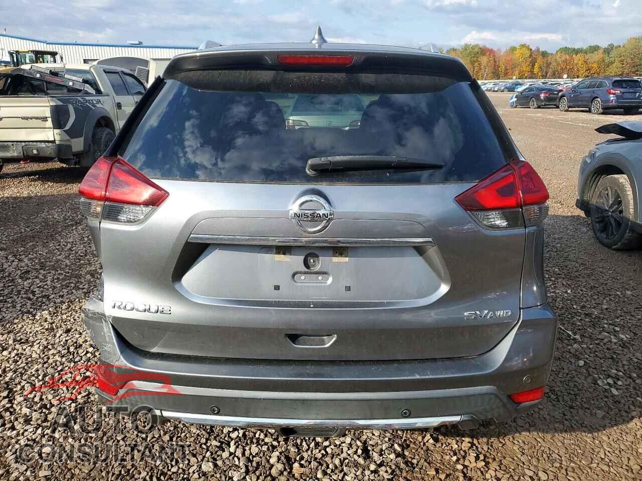NISSAN ROGUE 2019 - KNMAT2MVXKP501601