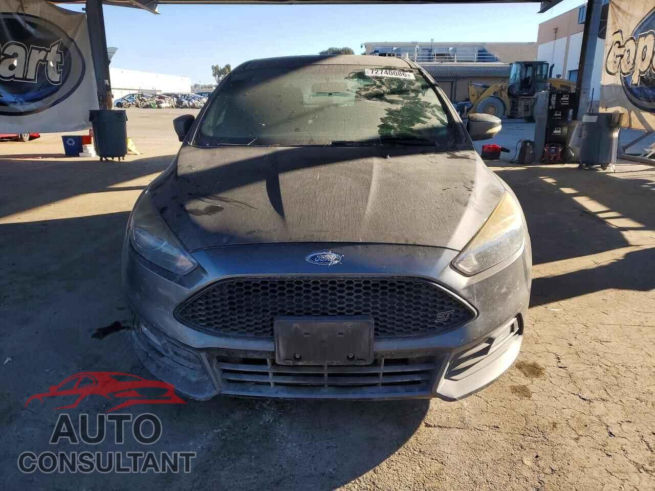 FORD FOCUS 2016 - 1FADP3L96GL324996