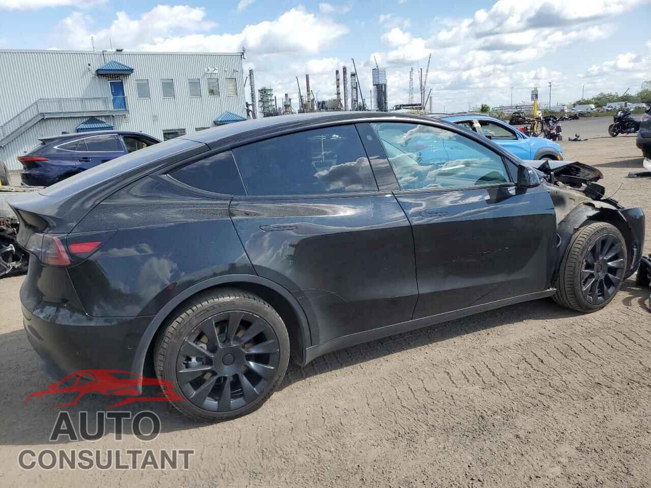 TESLA MODEL Y 2022 - 7SAYGDEE6NF385358