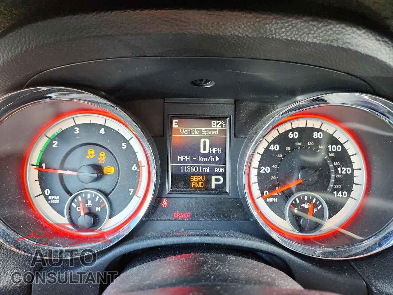 DODGE DURANGO 2013 - 1C4SDJCT4DC521025