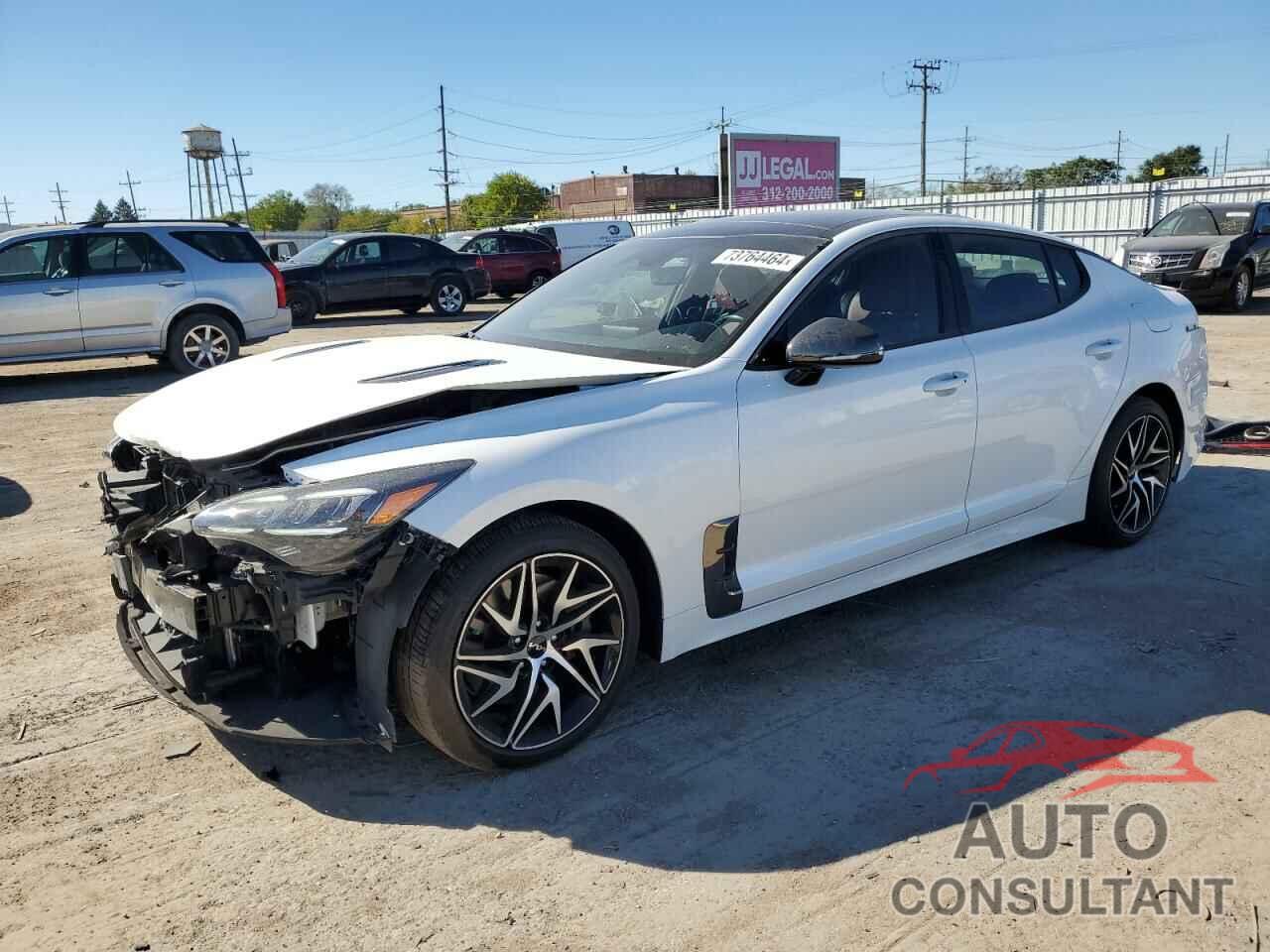 KIA STINGER 2023 - KNAE35LD2P6127068