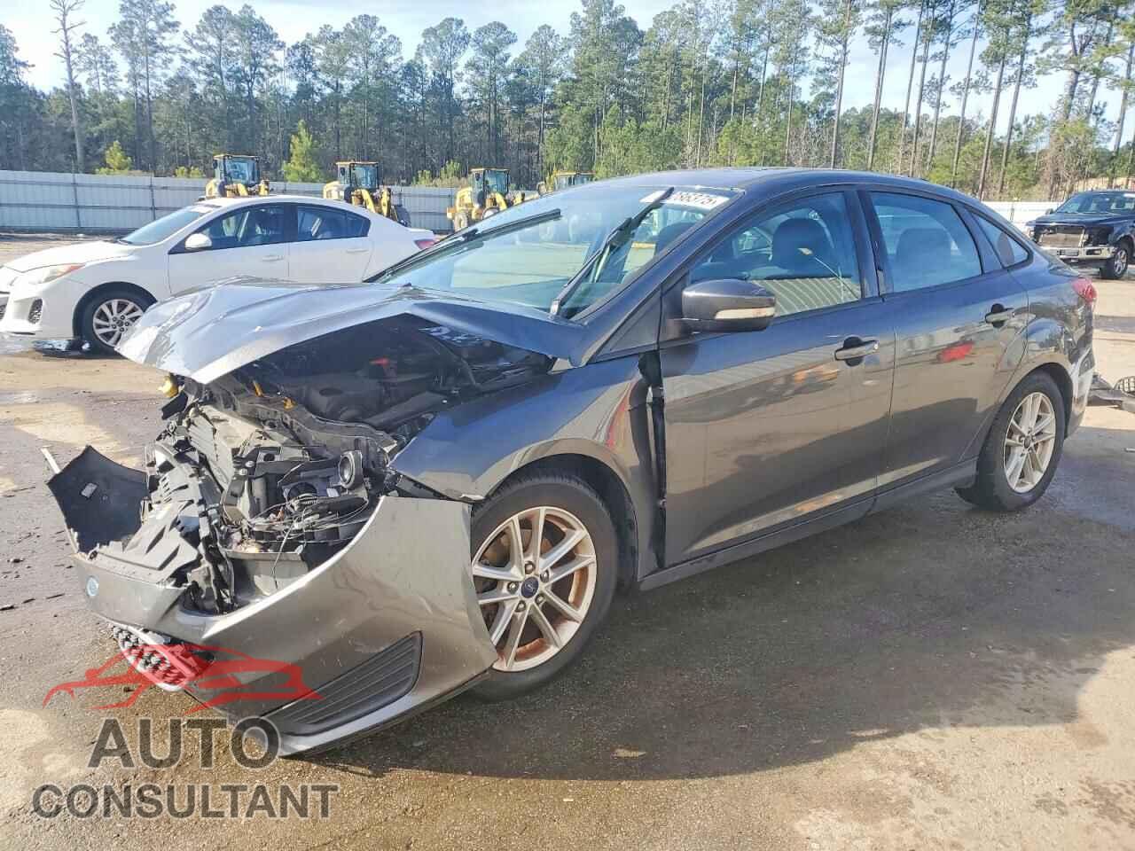 FORD FOCUS 2015 - 1FADP3F29FL214845