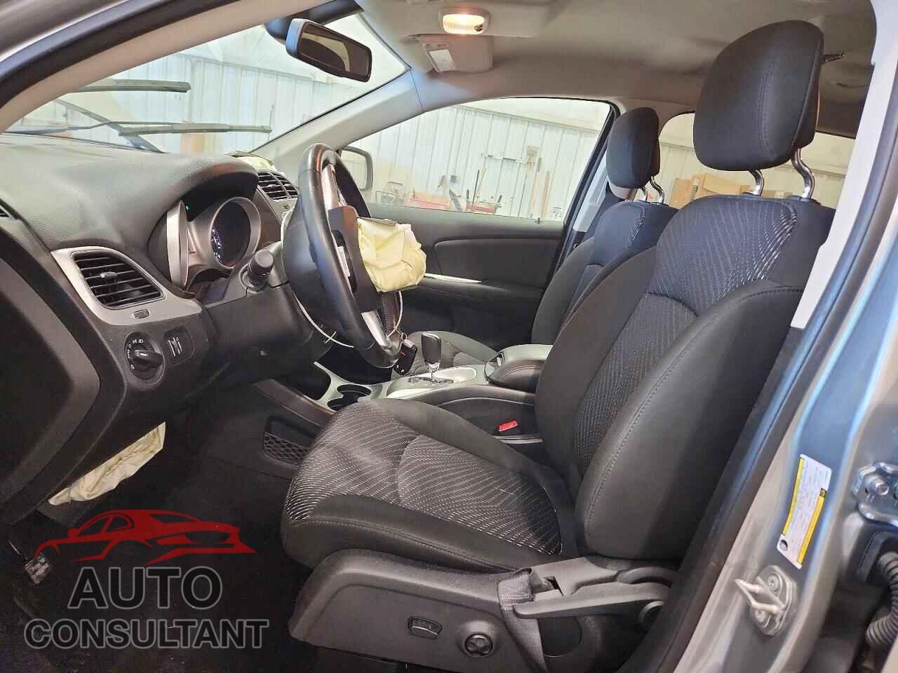 DODGE JOURNEY 2020 - 3C4PDCAB8LT270590