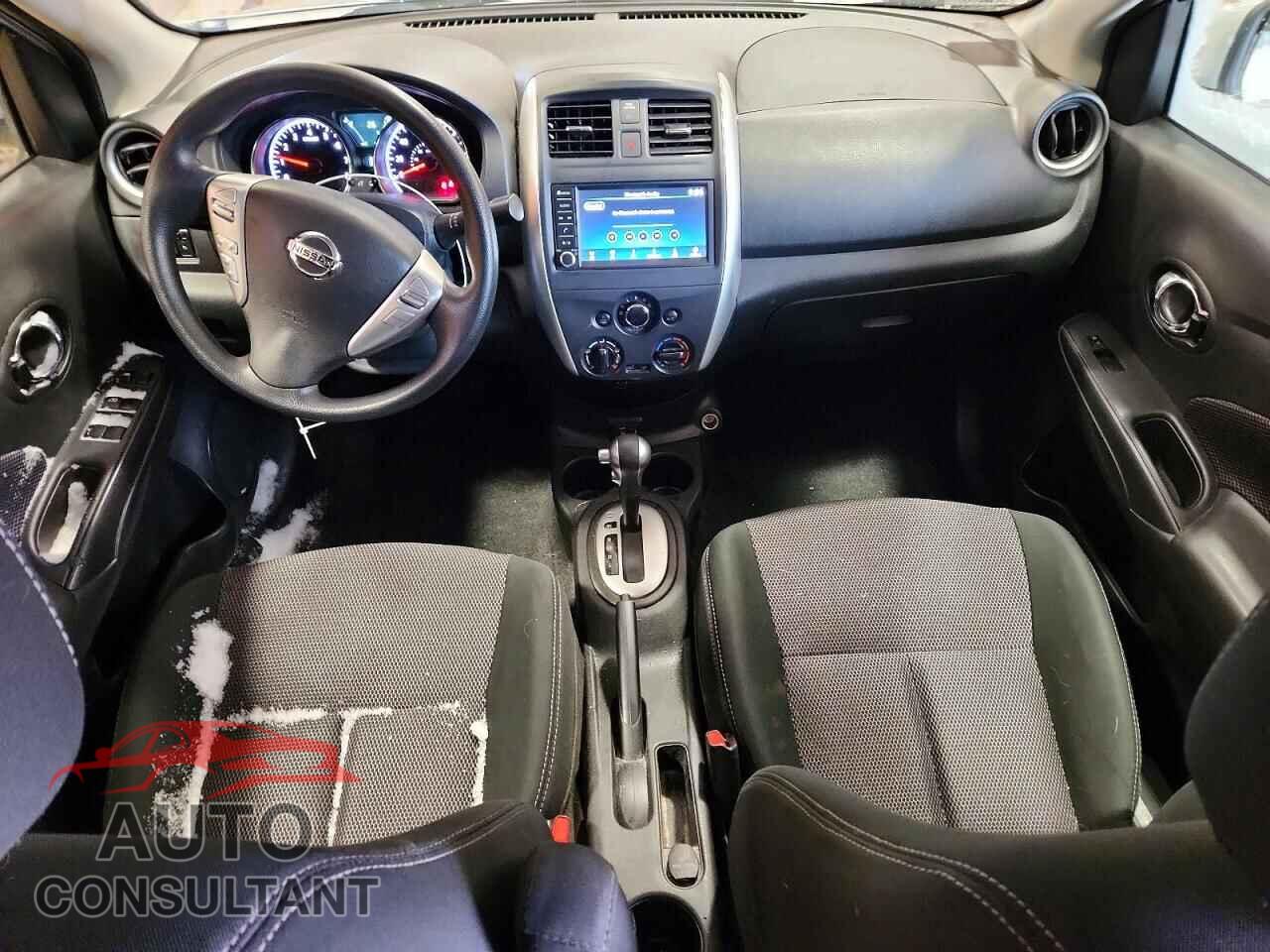 NISSAN VERSA 2019 - 3N1CN7AP3KL859093