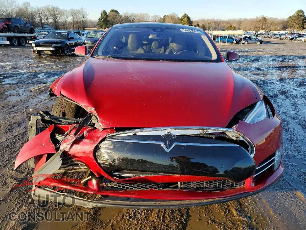 TESLA MODEL S 2014 - 5YJSA1H23EFP65827