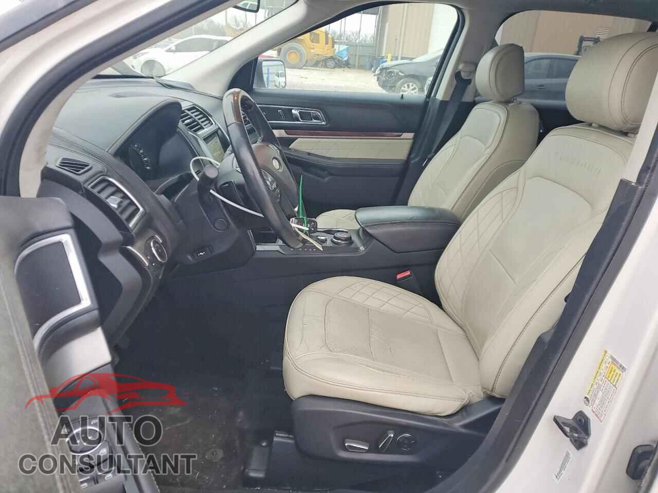 FORD EXPLORER 2017 - 1FM5K8HTXHGB27558