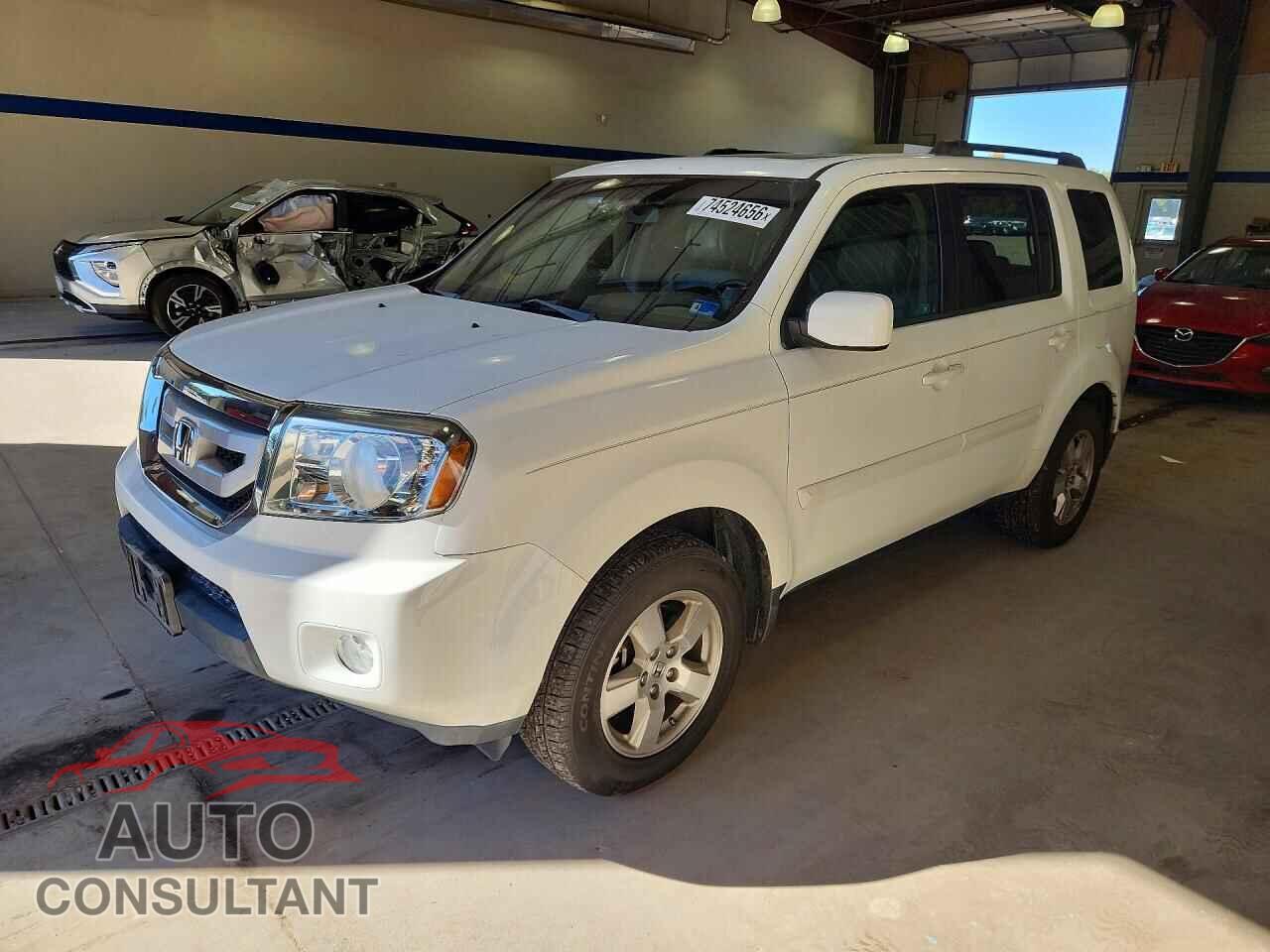 HONDA PILOT 2011 - 5FNYF4H63BB049747