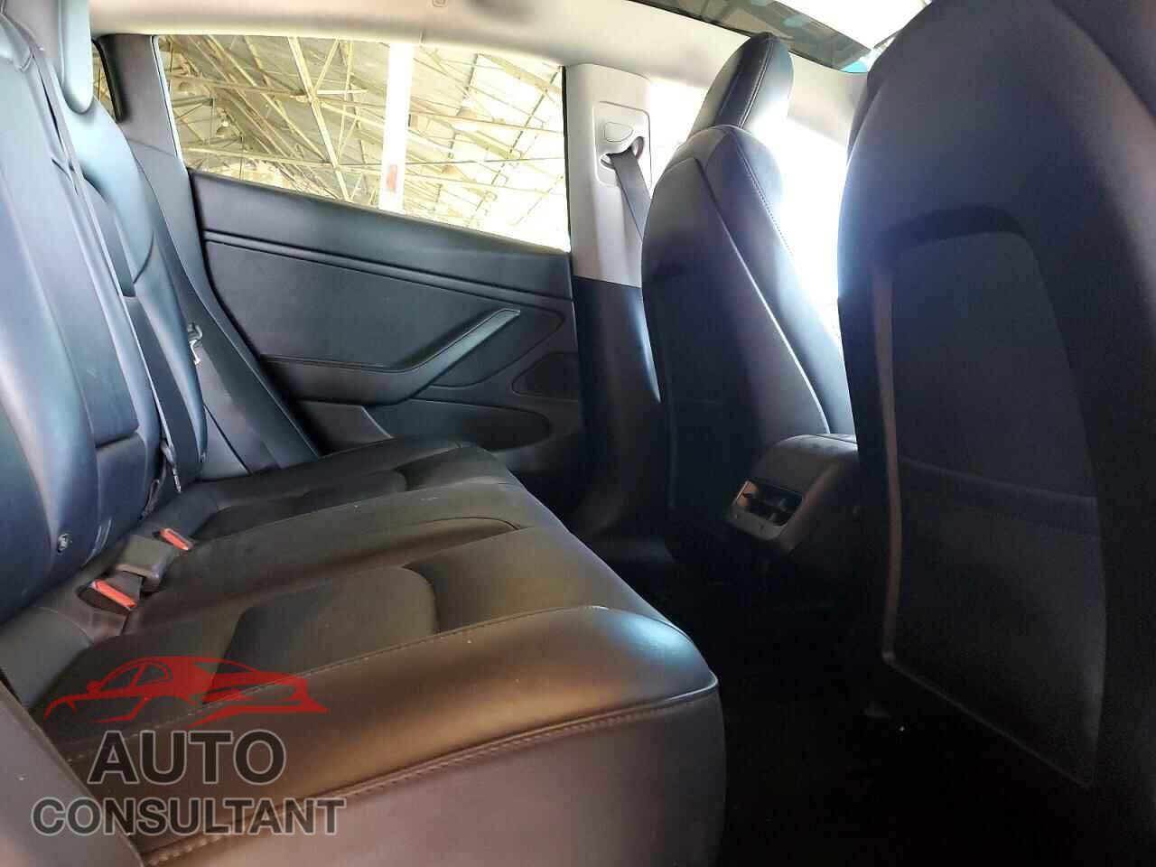 TESLA MODEL 3 2019 - 5YJ3E1EA8KF395278