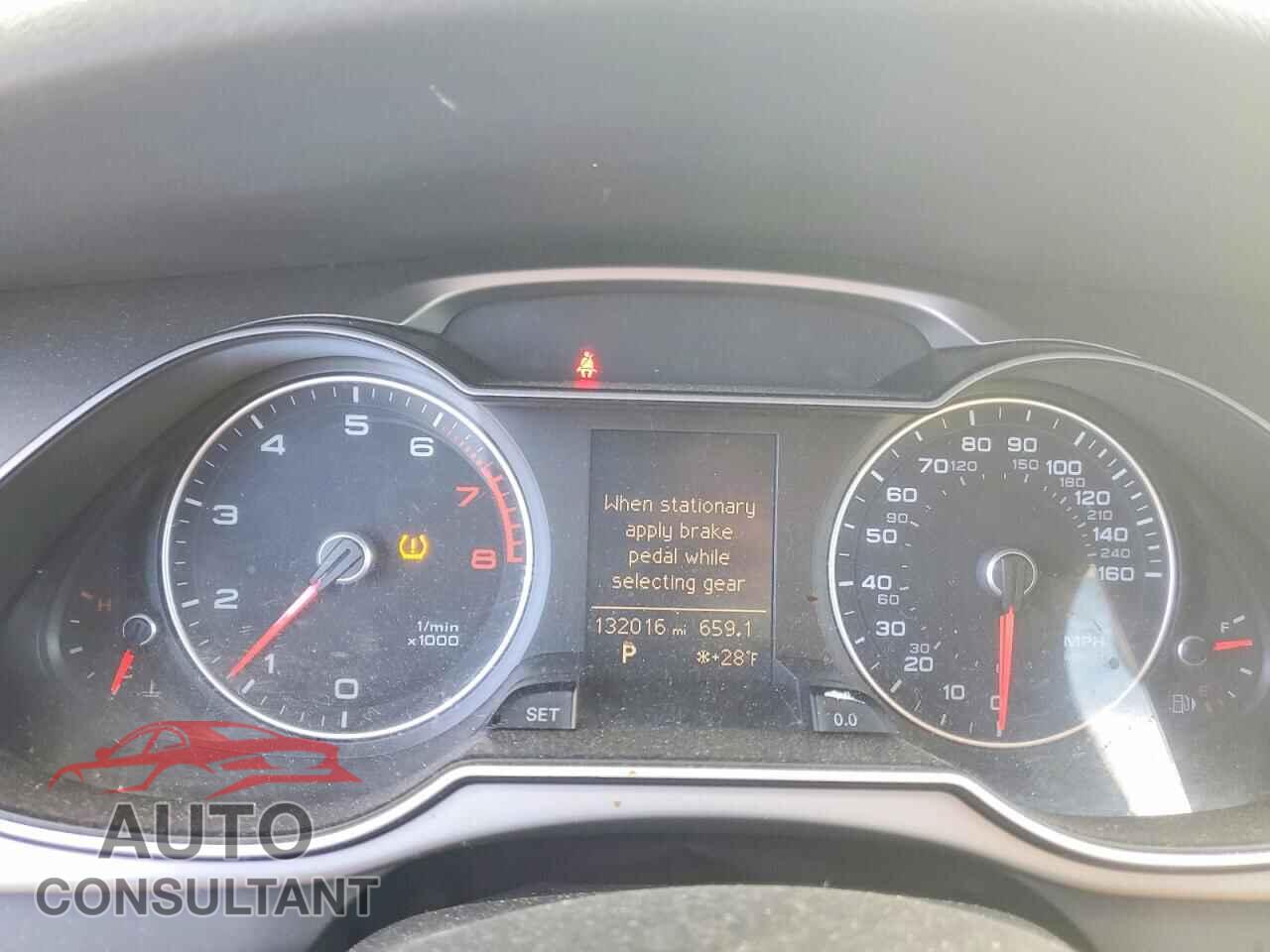 AUDI A4 2014 - WAUBFAFLXEA071879