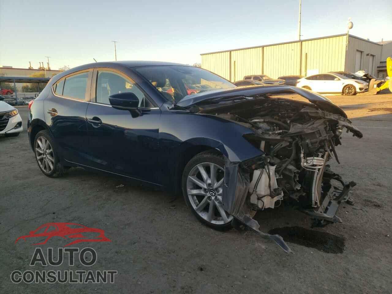 MAZDA 3 2017 - 3MZBN1L74HM148103