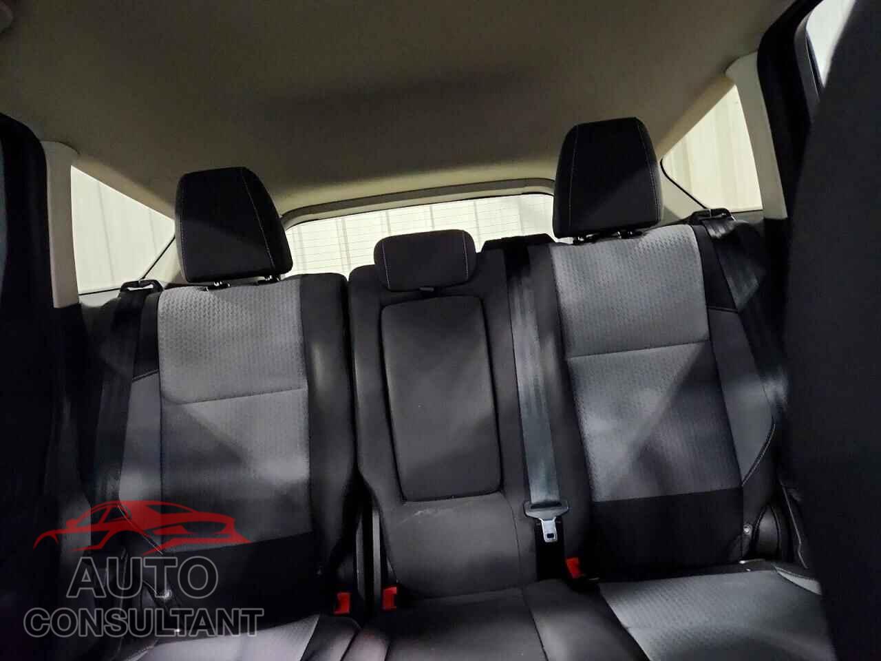 FORD ESCAPE 2017 - 1FMCU9GD5HUD52182