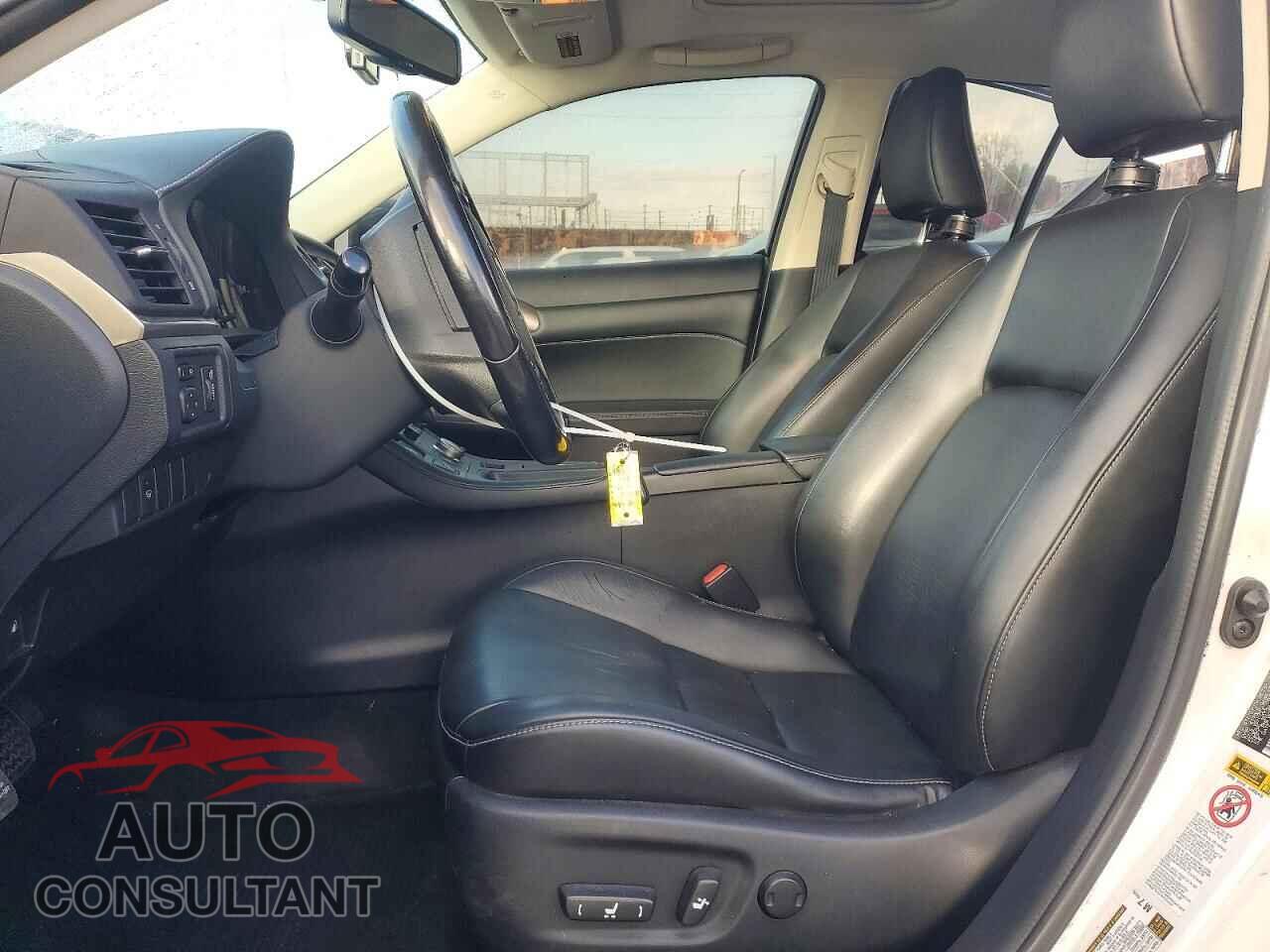 LEXUS CT 200 2016 - JTHKD5BH9G2272086