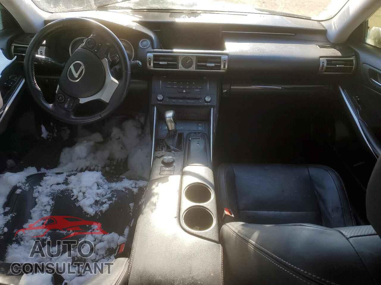 LEXUS IS 2015 - JTHCF1D29F5025986