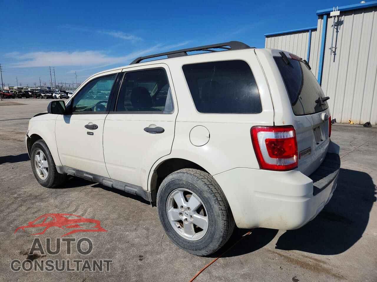 FORD ESCAPE 2010 - 1FMCU0DG3AKA94689