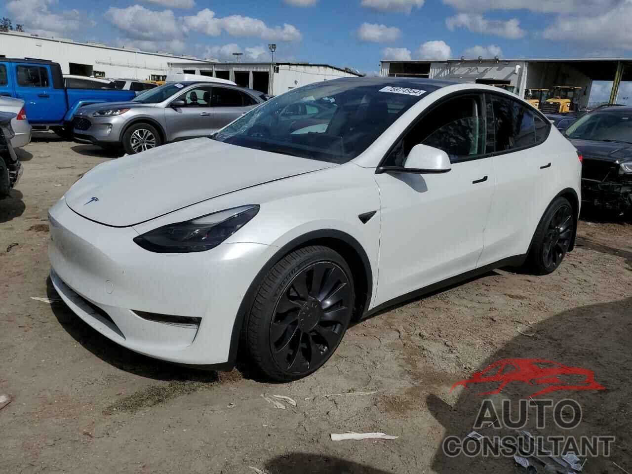 TESLA MODEL Y 2021 - 5YJYGDEF4MF263456