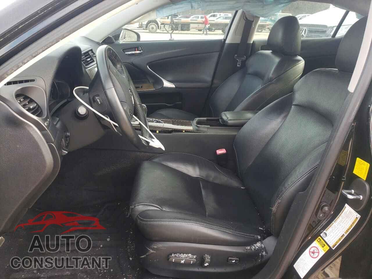 LEXUS IS 2010 - JTHBF5C28A2099236