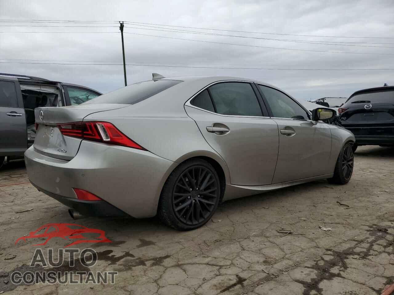 LEXUS IS 2015 - JTHBF1D22F5053768