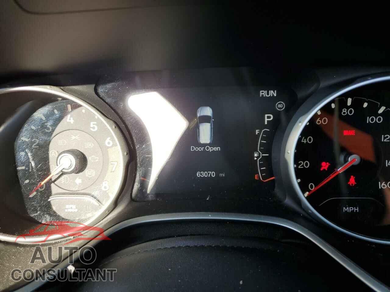 JEEP COMPASS 2018 - 3C4NJDCB2JT320545