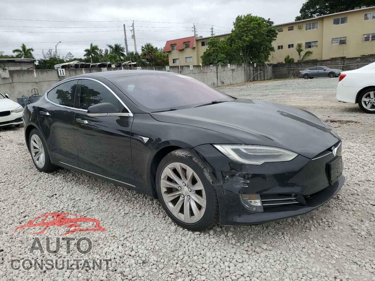 TESLA MODEL S 2019 - 5YJSA1E21KF308806