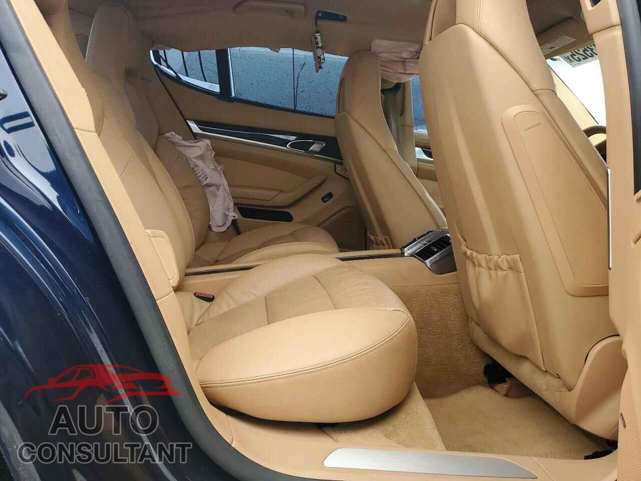PORSCHE PANAMERA 2013 - WP0AA2A78DL011048