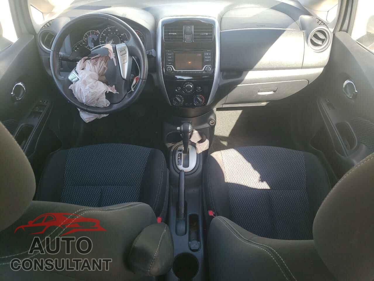 NISSAN VERSA 2017 - 3N1CE2CP0HL371325