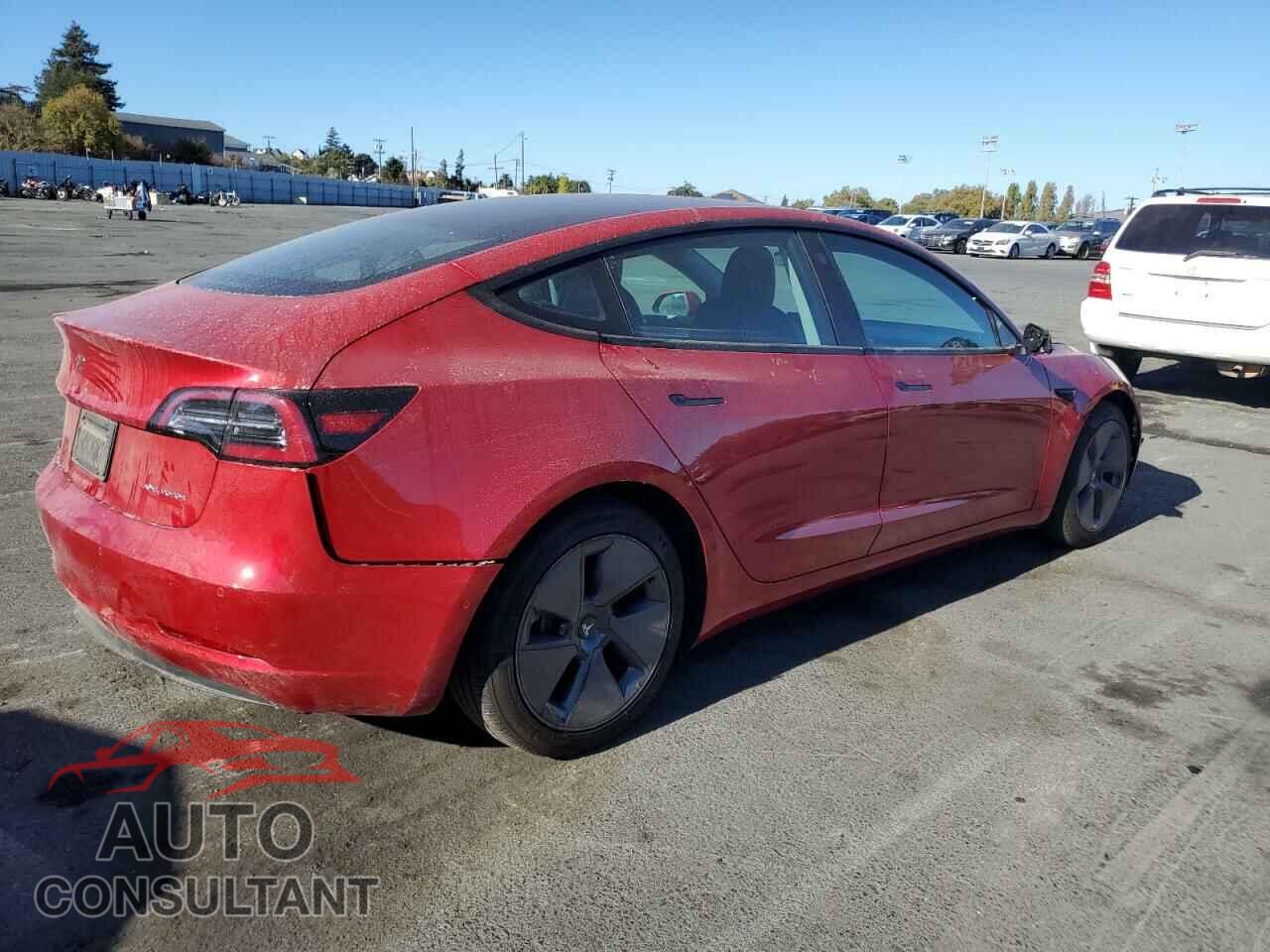 TESLA MODEL 3 2021 - 5YJ3E1EB2MF009238