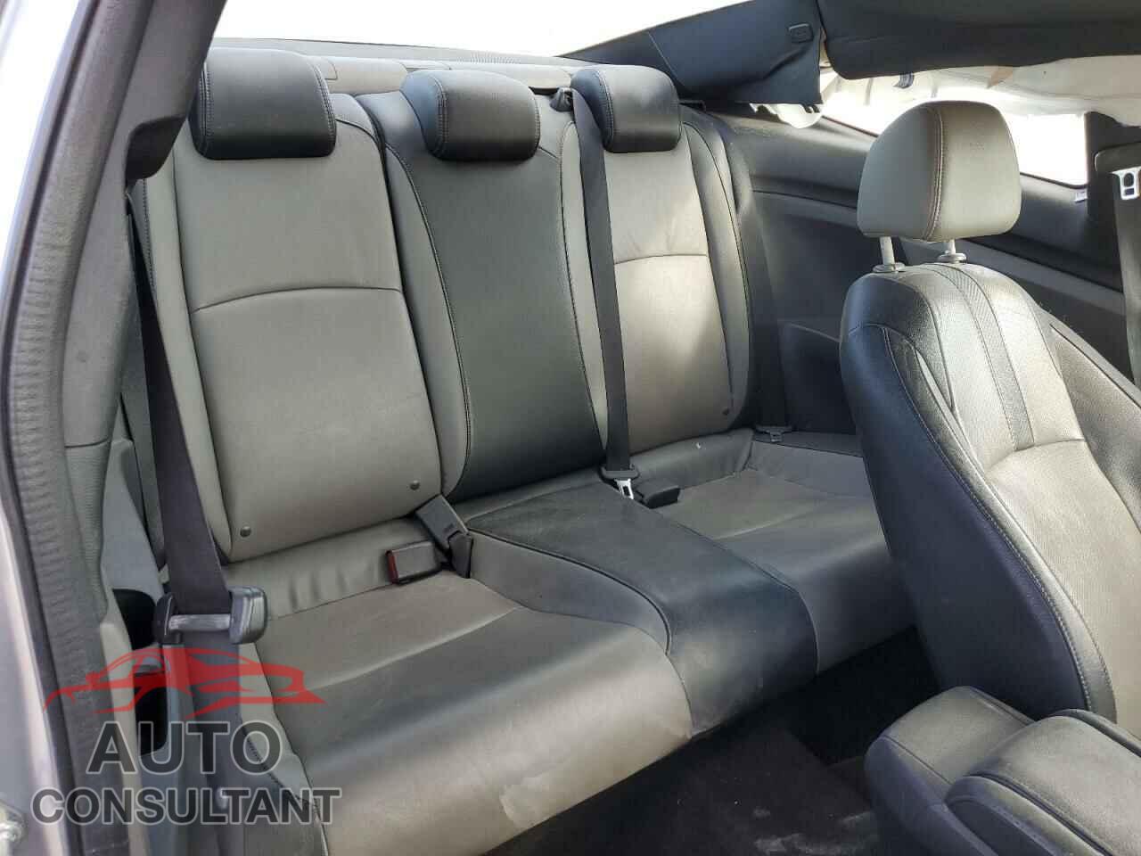 HONDA CIVIC 2017 - 2HGFC3B79HH355383