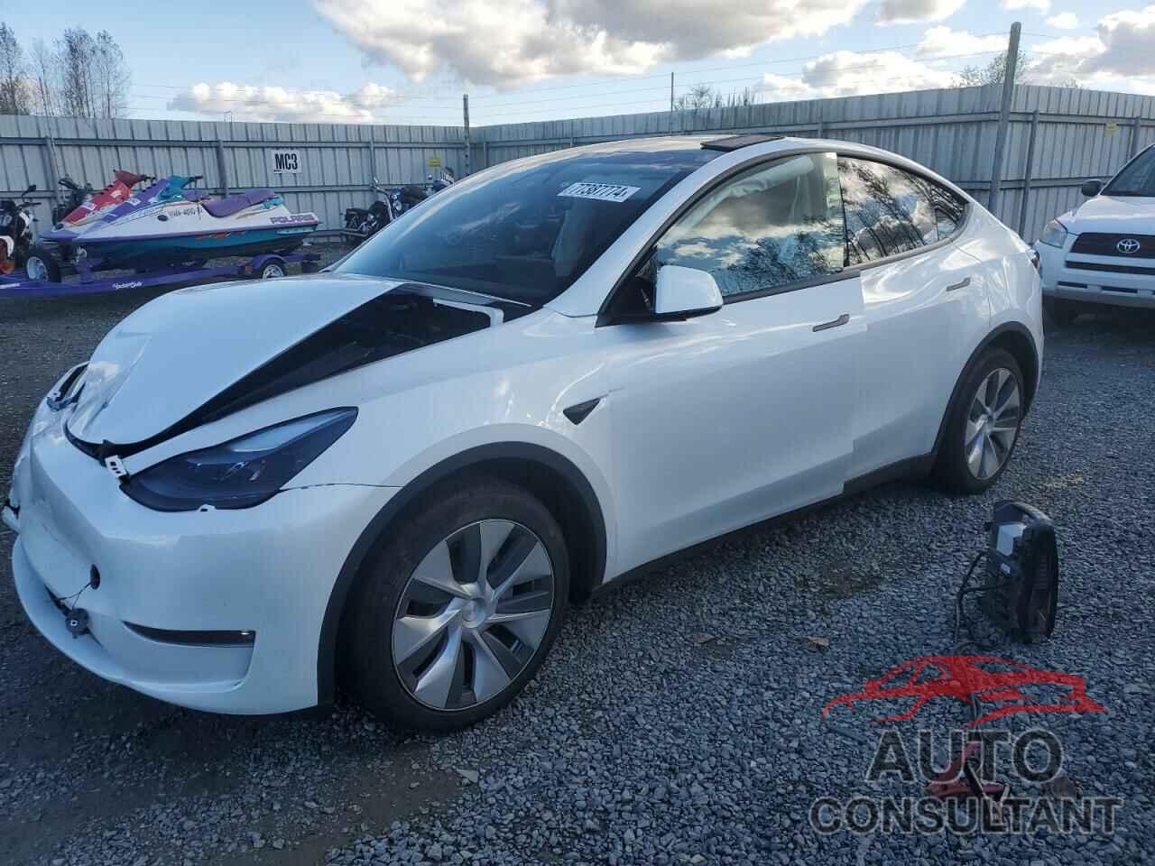 TESLA MODEL Y 2023 - 7SAYGAEE0PF871858