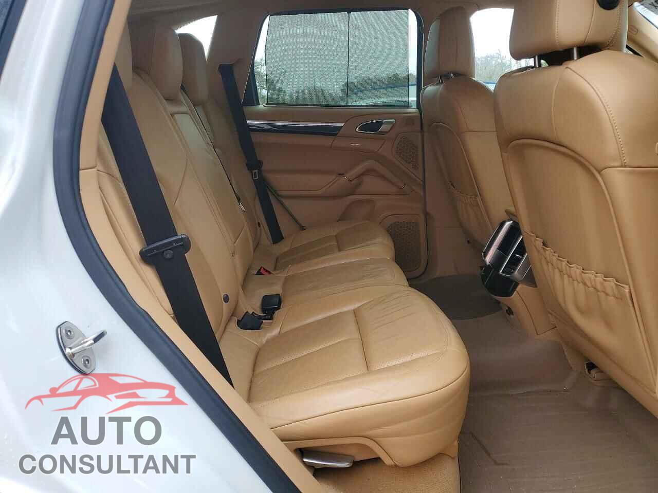 PORSCHE CAYENNE 2012 - WP1AA2A21CLA09580